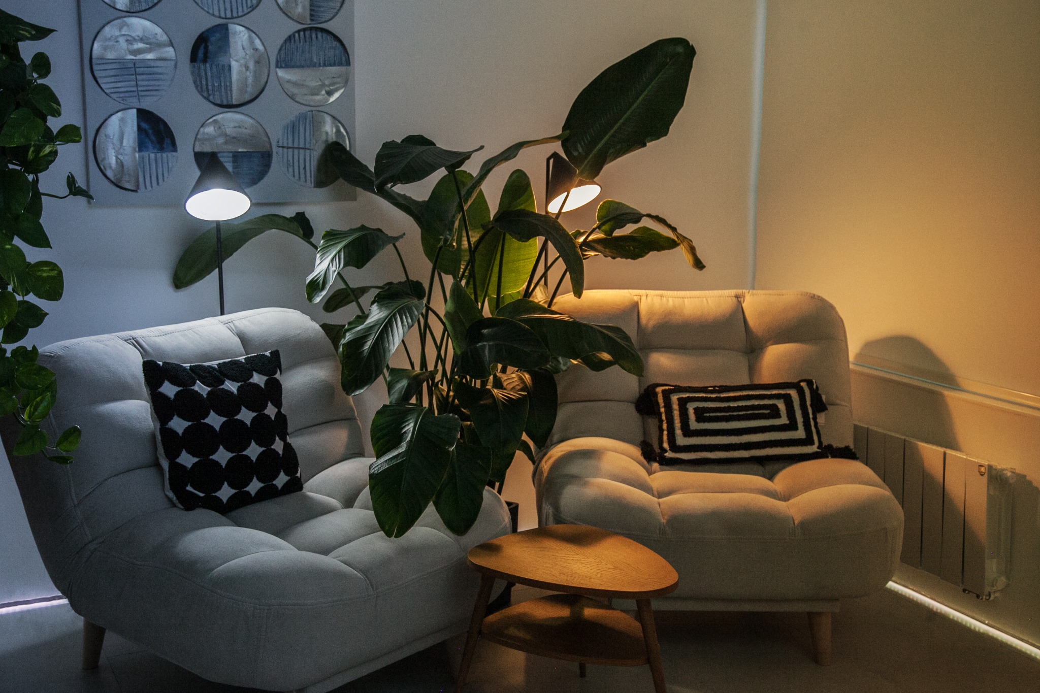 Интерьер шоурума умного дома Solid State Smart